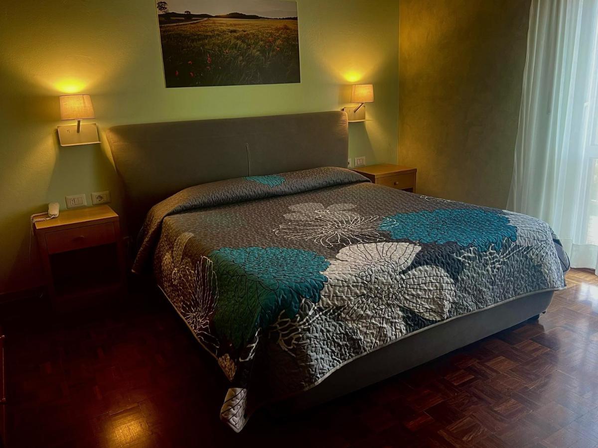 Albergo Di Murlo Kültér fotó